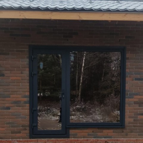 Установка окон и дверей